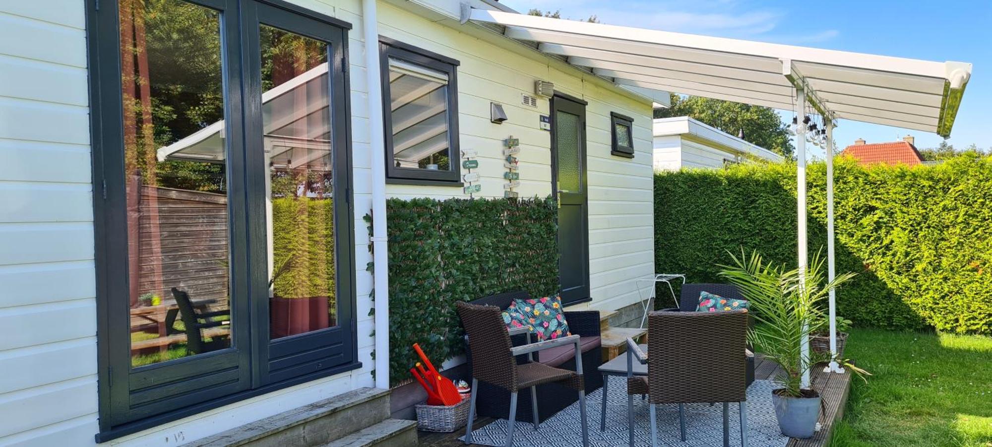 Gezellige Chalet Met Grote Privetuin. Dronrijp Ngoại thất bức ảnh